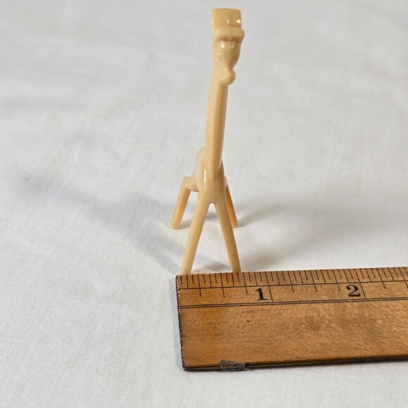 Vintage Plastic Giraffe Toy Figure 1950s 1960s Hard Plastic Mid Century Animal - Picture 9 of 9